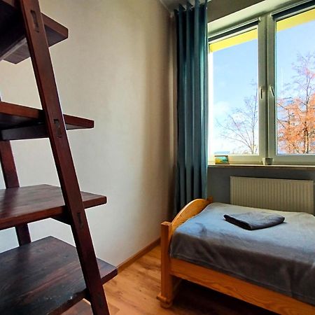 Apartament Z Ogrodem W Sercu Torunia Esterno foto