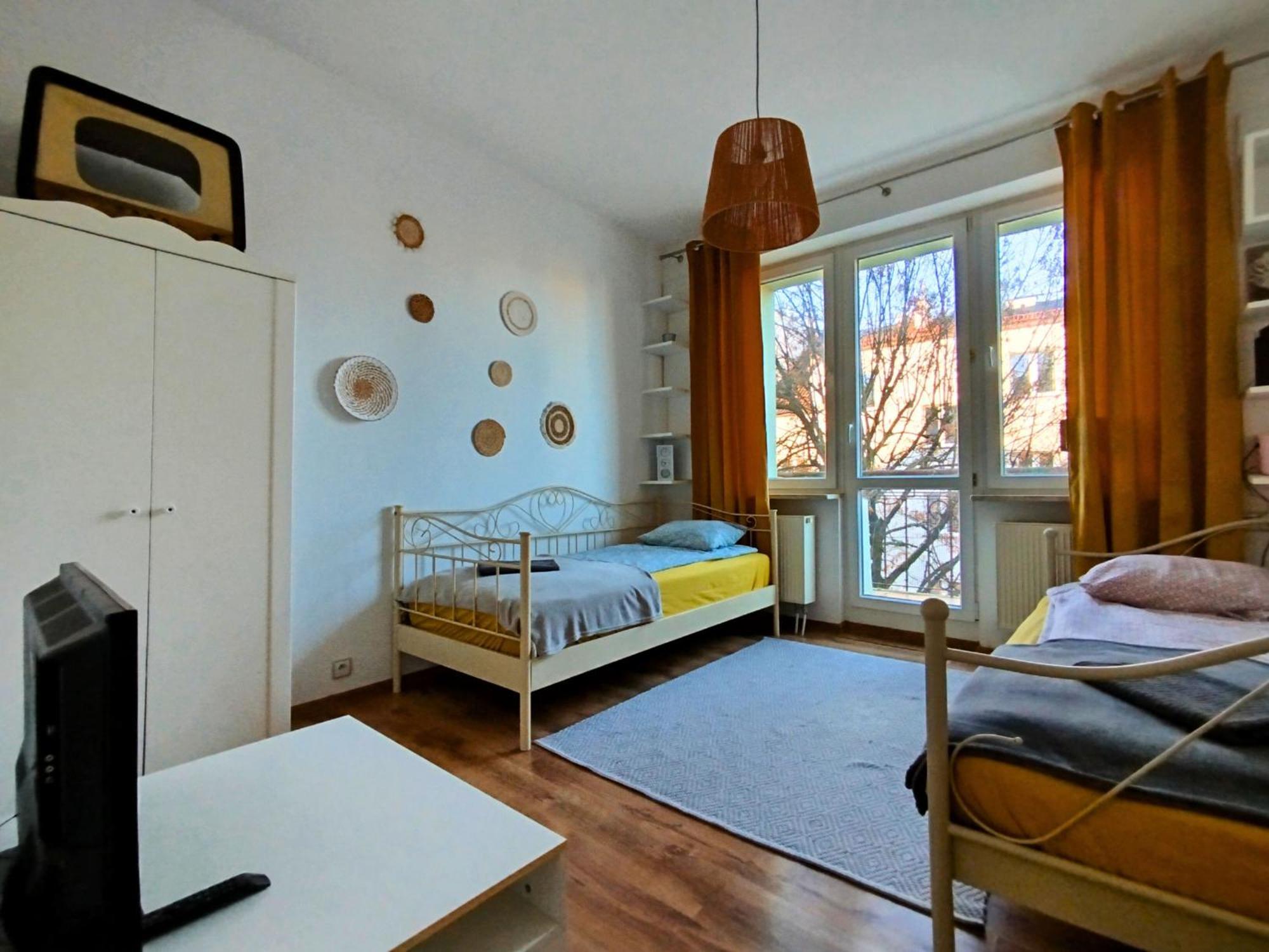 Apartament Z Ogrodem W Sercu Torunia Esterno foto