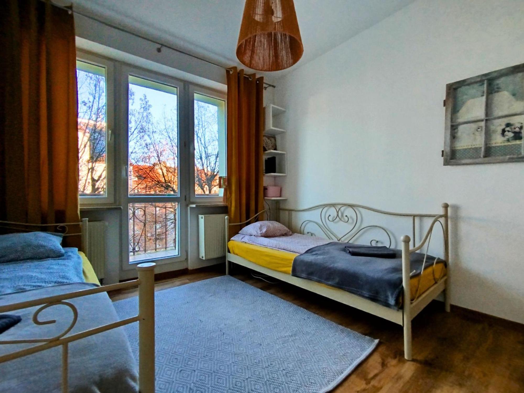 Apartament Z Ogrodem W Sercu Torunia Esterno foto