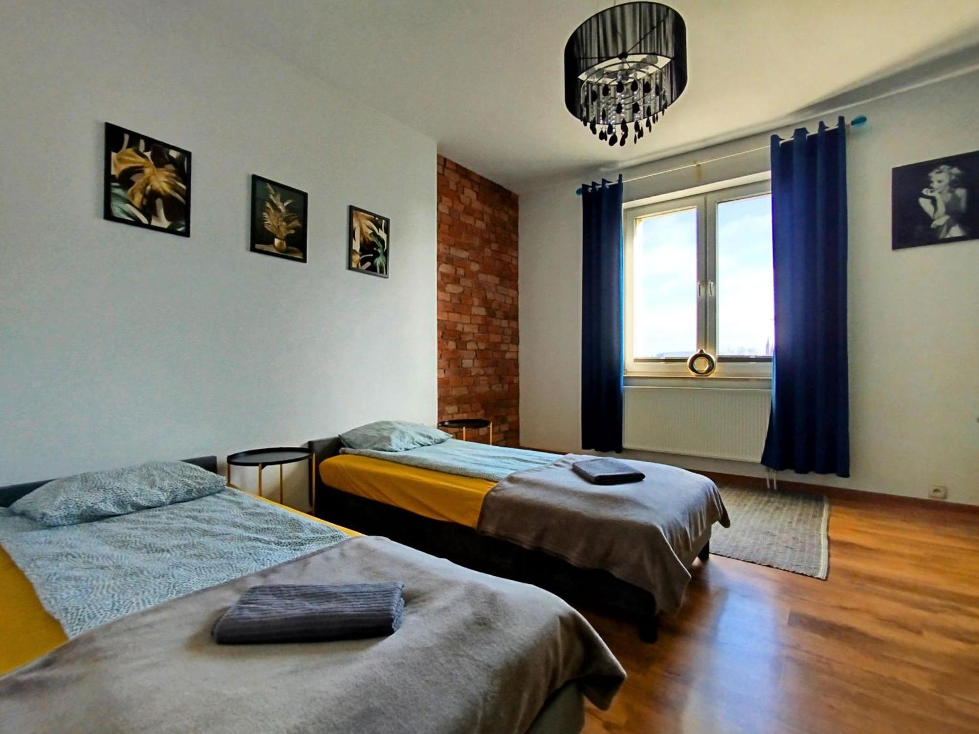 Apartament Z Ogrodem W Sercu Torunia Esterno foto