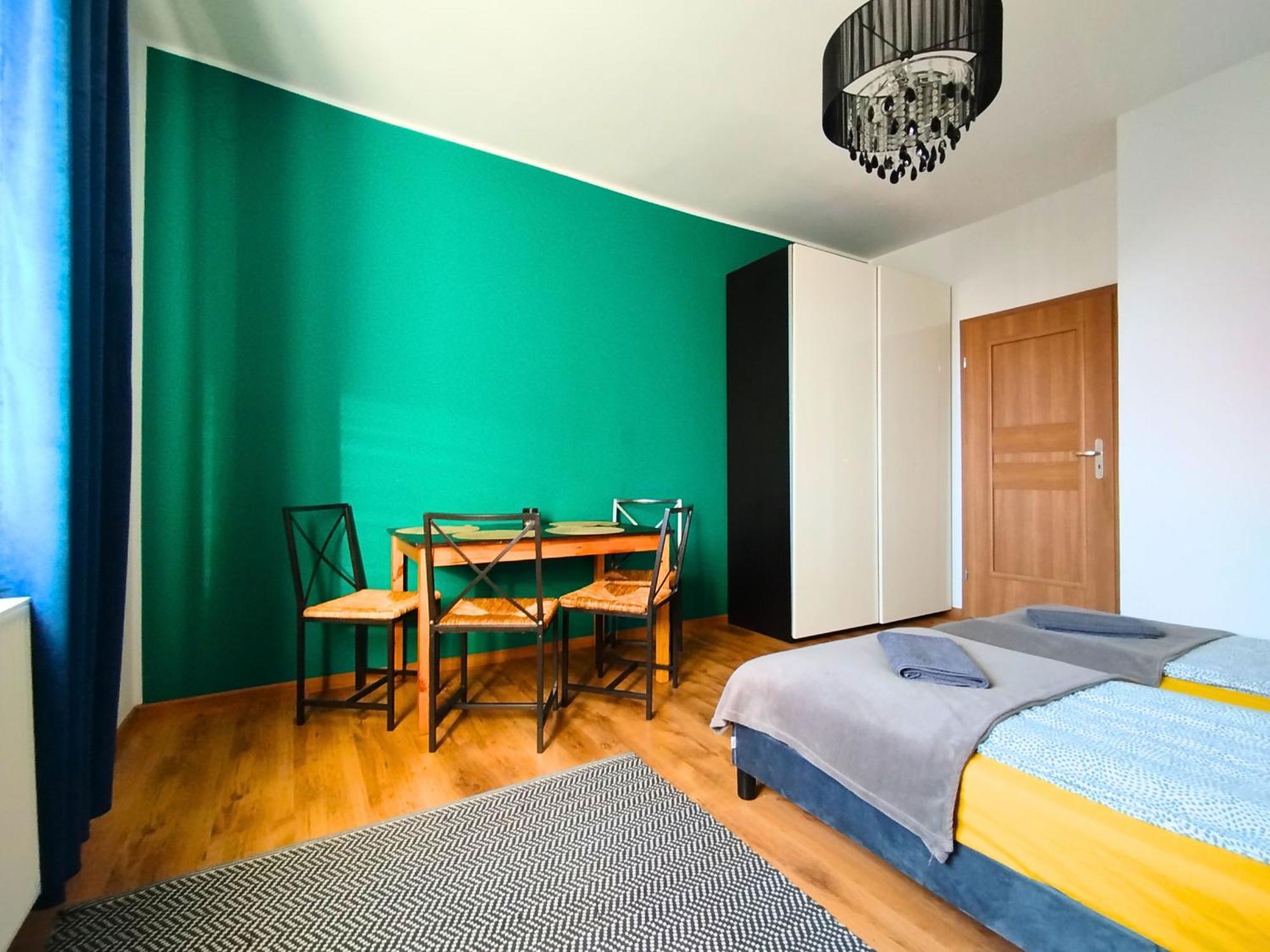 Apartament Z Ogrodem W Sercu Torunia Esterno foto